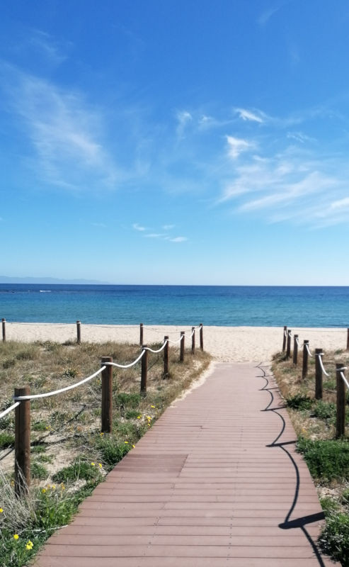 foto della spiaggia di Nora a Pula