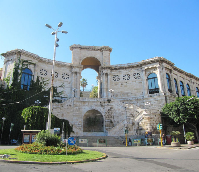 foto del bastione di saint remy a Cagliari