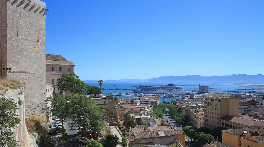 veduta di Cagliari sul quartiere Marina