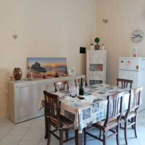 foto che ritrae la sala da pranzo di Casa Grace Pula